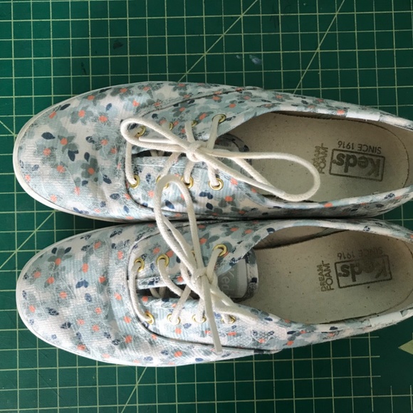 Floral KEDS size 6.5 - Picture 1 of 4